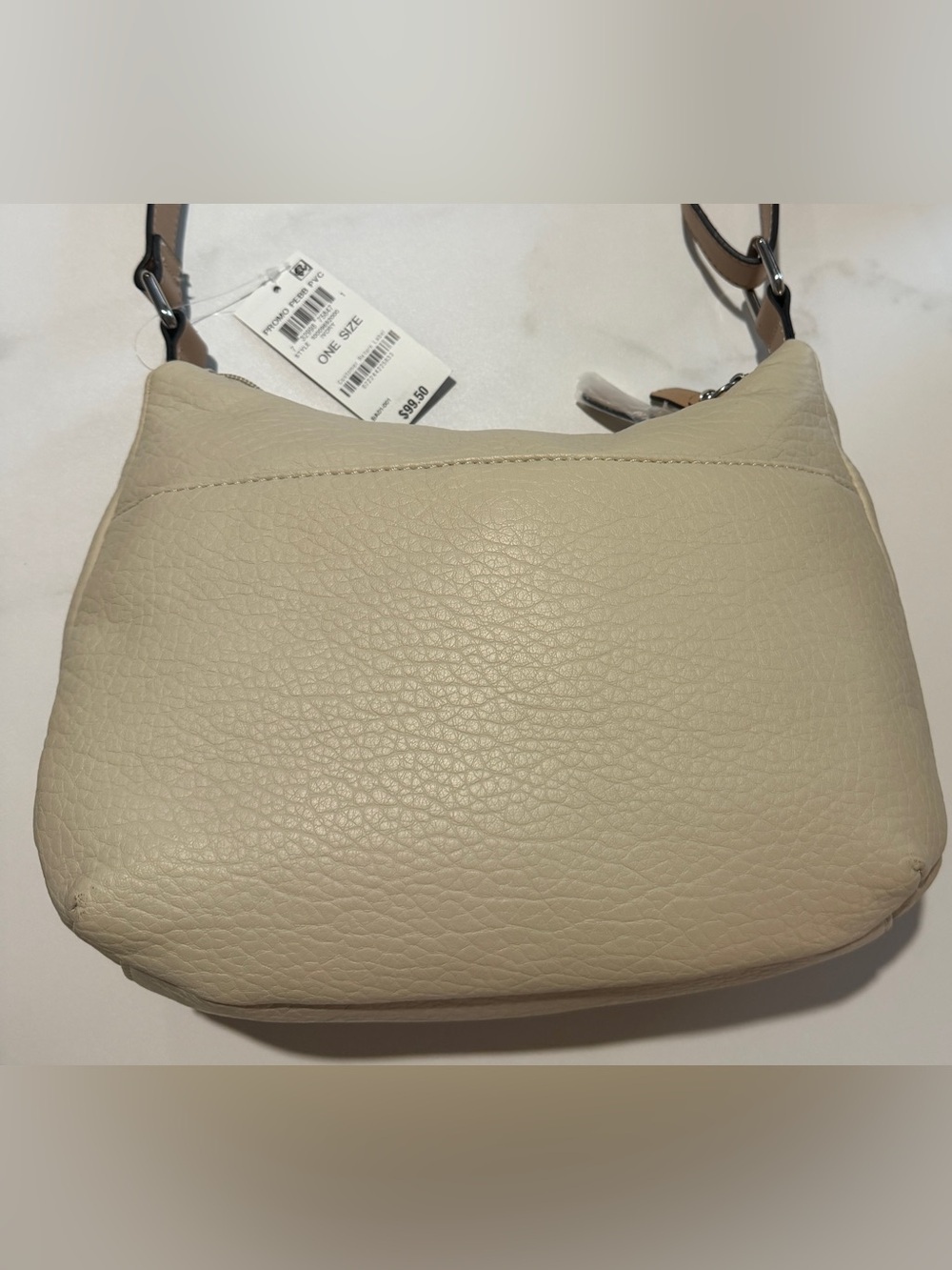 Giani Bernini
Small Pebble Hobo Bag - Picture 9 of 10